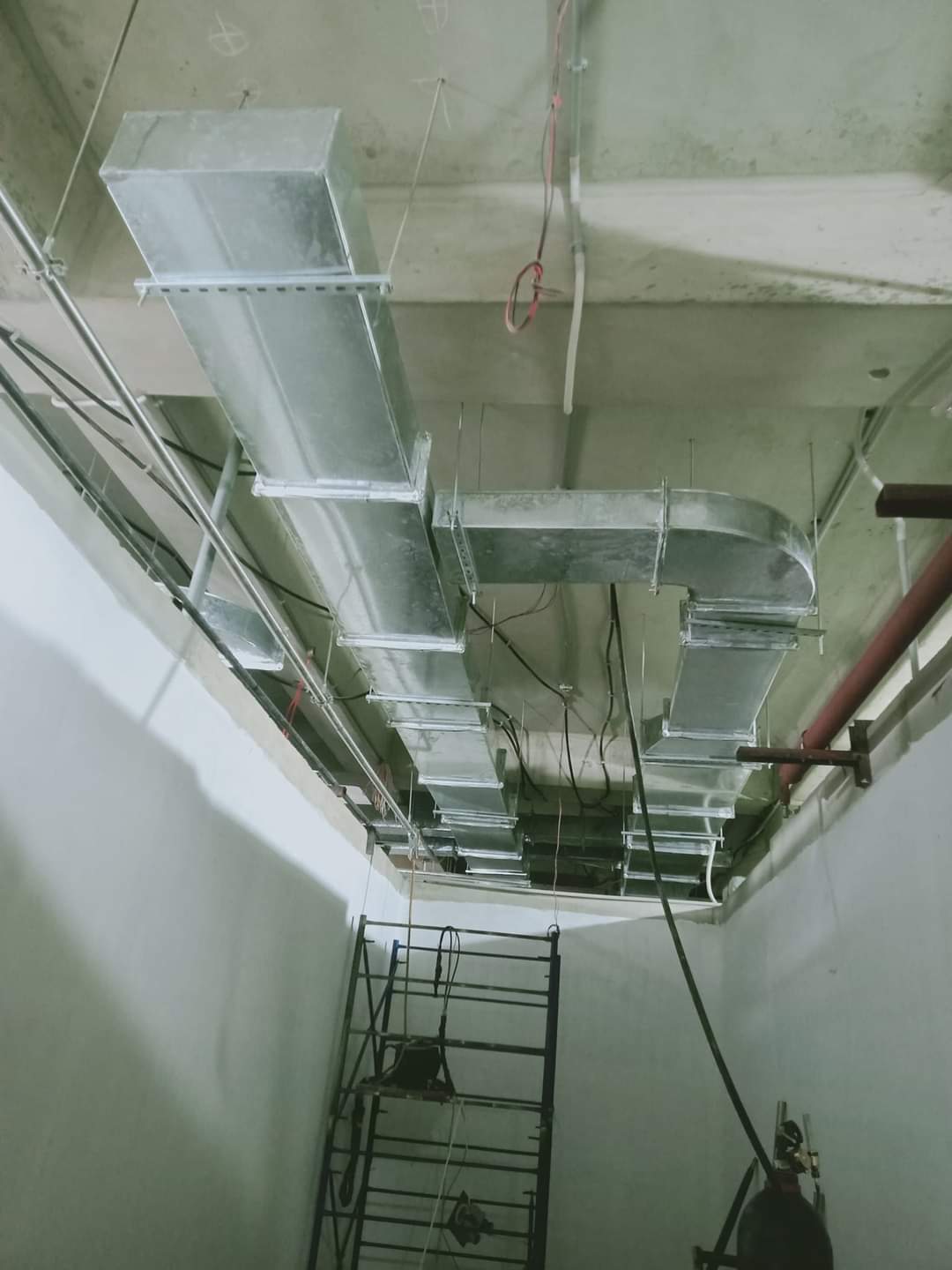 DUCT AC WORK COMPANY SHARJAH