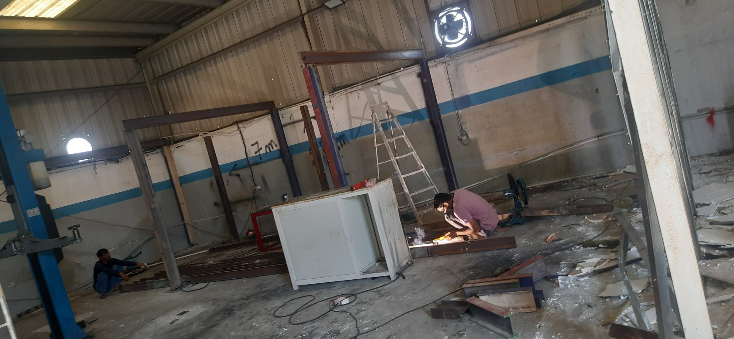 MEZZANINE FLOOR MAKER IN DUBAI