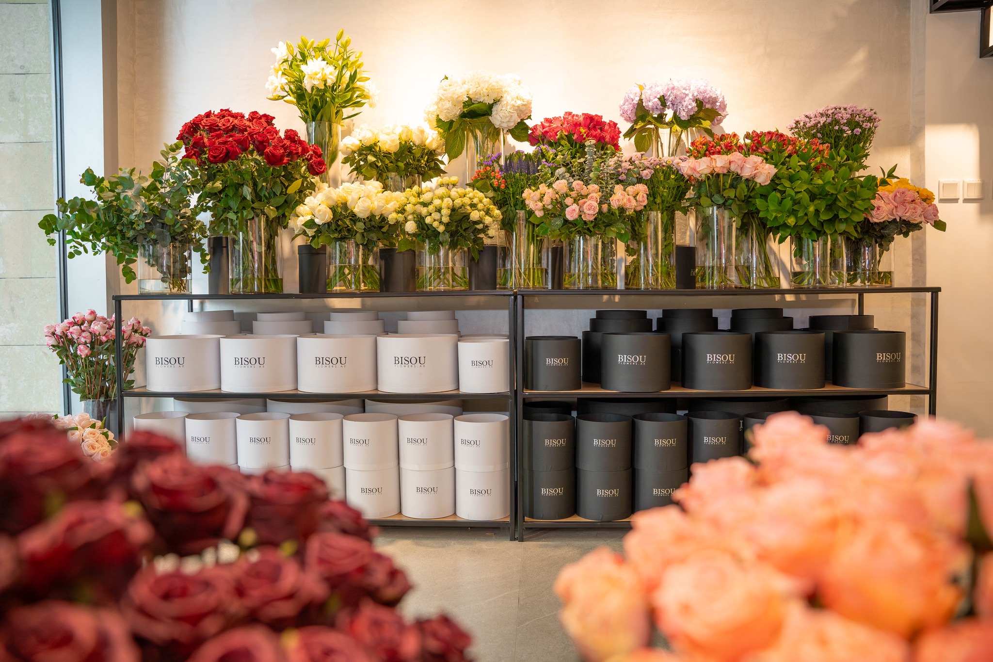 Enhance Your Christmas with Stunning Floral Arrangements