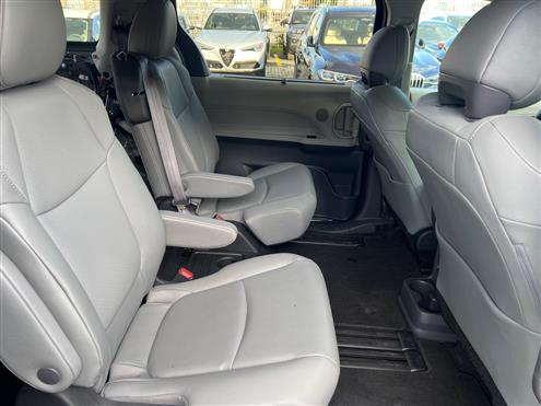 2022 BMW X7 AVAIALABLE FOR SALE WHATSAPP +971568033279