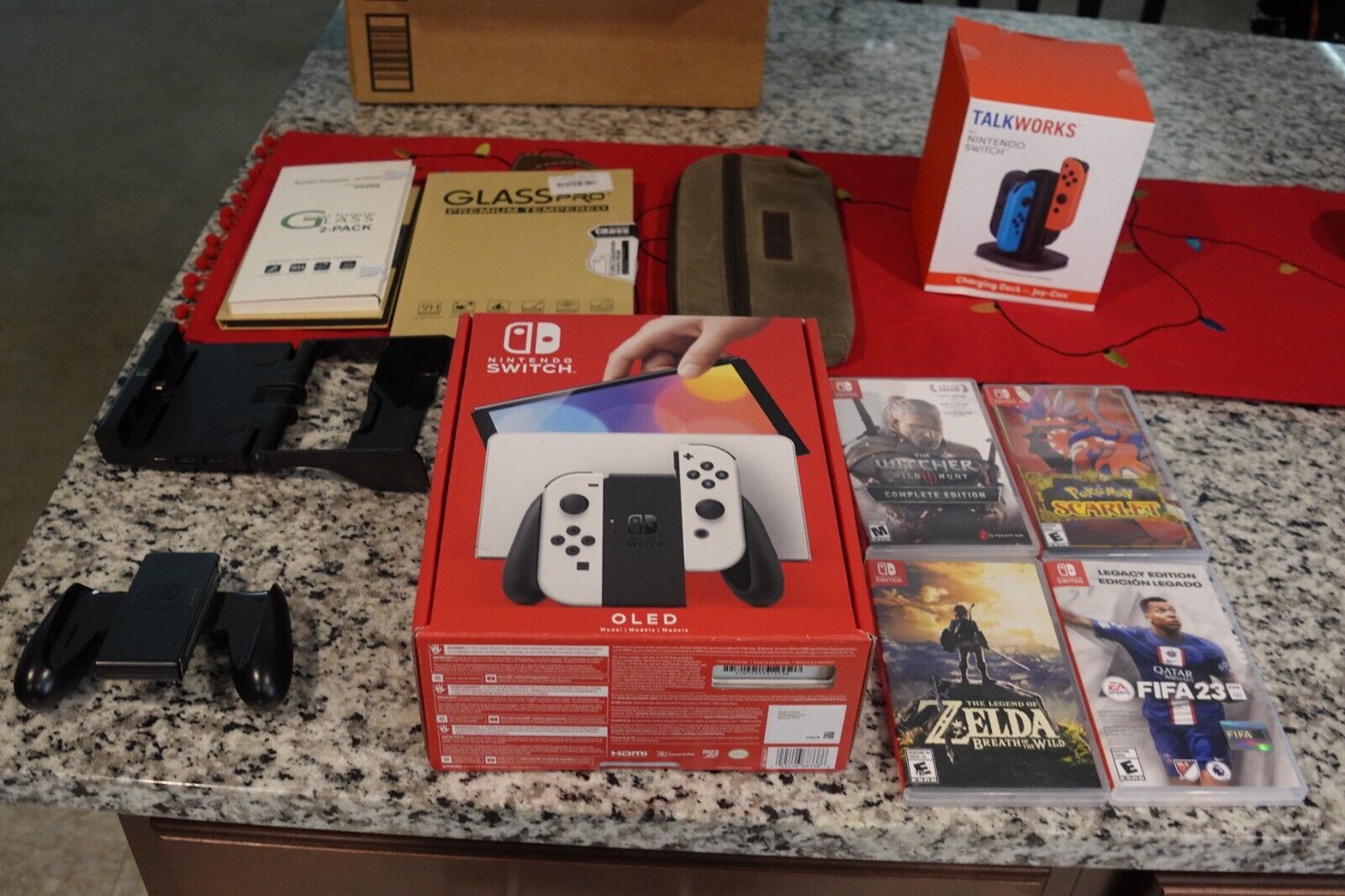 NINTENDO SWITCH OLED VERSION + GAMES + CONTROLLER