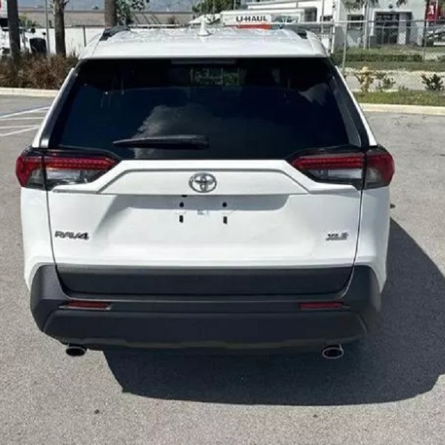 Toyota RAV4 2022 XLE